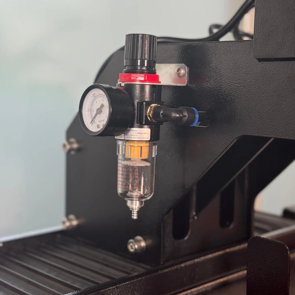 Presse à chaud pneumatique 2 plateaux SECABO TPD7 Smart x Laser