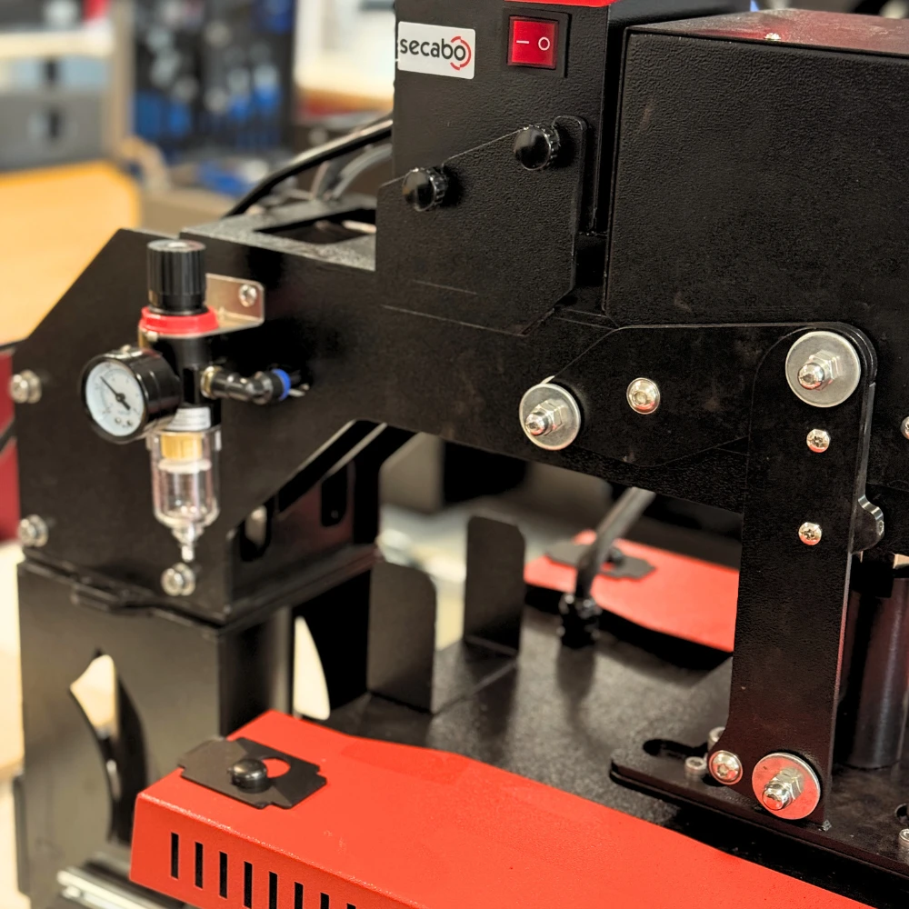 Presse à chaud pneumatique SECABO TPS7 Smart